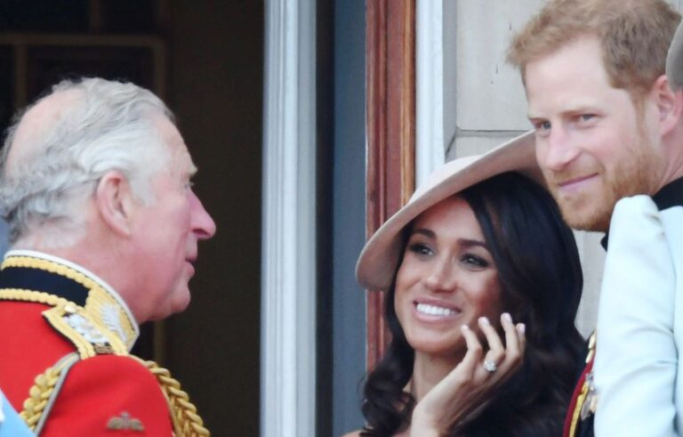 Parashikuesi trazon rrjetet: Mbreti Charles lë fronin, princ Harry ndahet nga Meghan