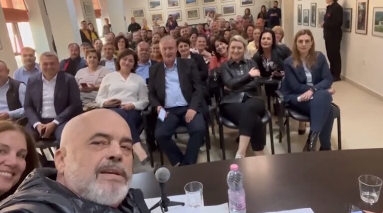 VIDEO/ Rama mbyll vizitën në Përmet, batutë për kryebashkiakun e Tepelenës