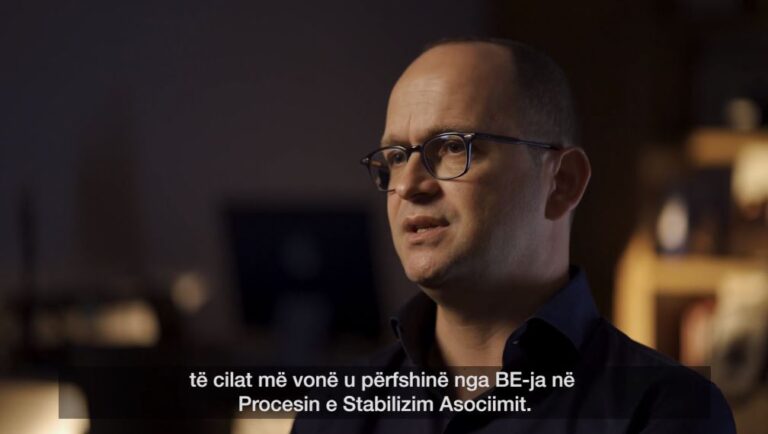 ”Public Square” nga Ditmir Bushati: Anëtarësimi në BE, si vrapimi me pengesa!