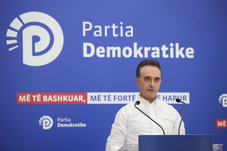 Deputeti Baçi zbulon si do të veprojë PD pasi humbi Himarën: Berisha nuk e drejton dot partinë nga shtëpia!