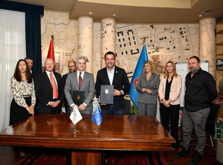 Bashkia e Tiranës marrëveshje me BEI për programin e banesave sociale, Veliaj: Askush nuk do mbetet pa strehim