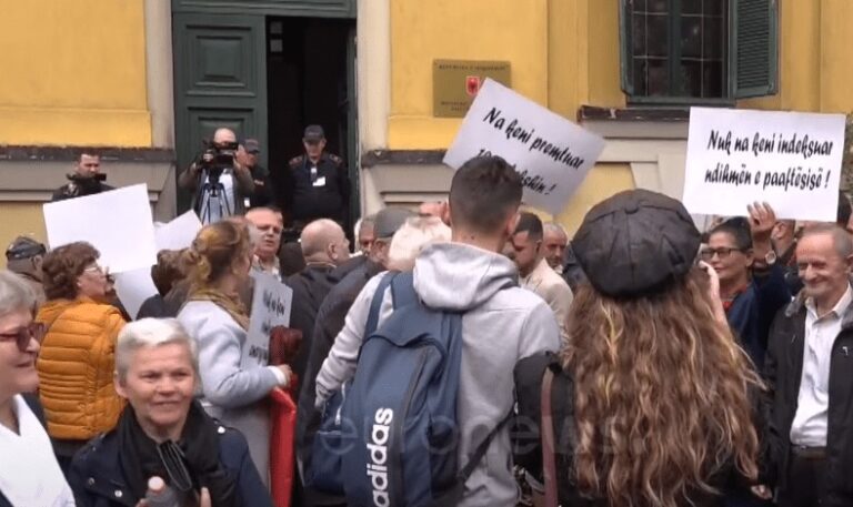 Kronikë/ Shoqata e Invalidëve të Punës: Na plotesoni kushtet ose do t’i përshkallëzojmë protestat
