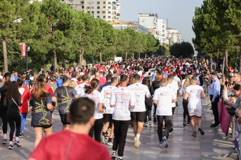 Përfundon Maratona e Tiranës, Veliaj: I lumtur që shumica e fituesve janë nga Ukraina