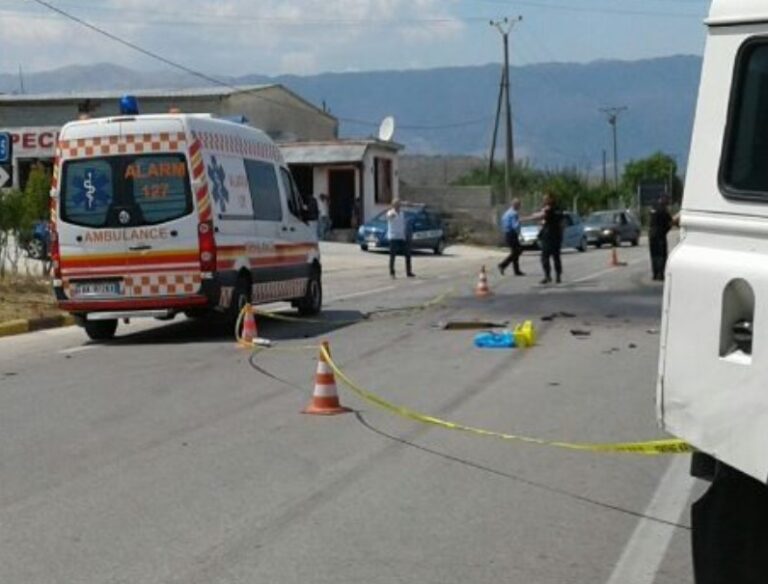 Aksident i trefishtë në Kosovë/ 30 të lënduar në autobusin që transportonte nxënës shkolle