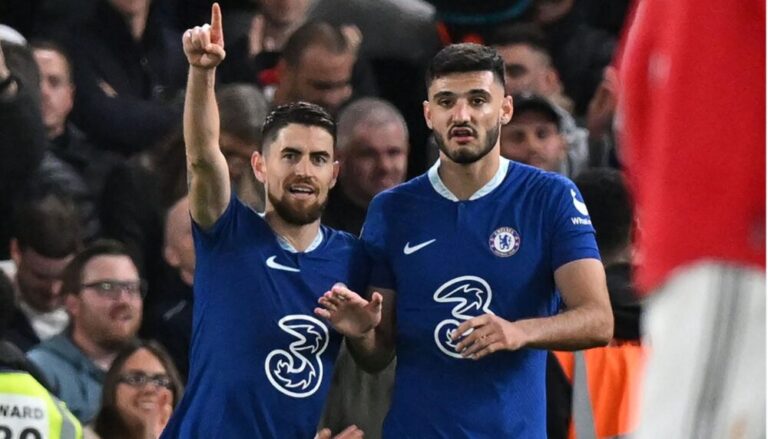Chelsea dhe United bëjnë “paqe” në Londër, Broja bëhet protagonist (VIDEO)