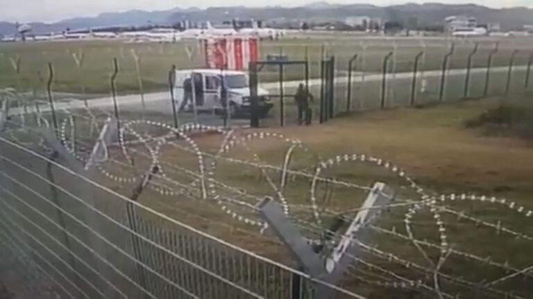 Grabitja në Rinas, Gjykata dënon 6 autorët me 105 vite burg