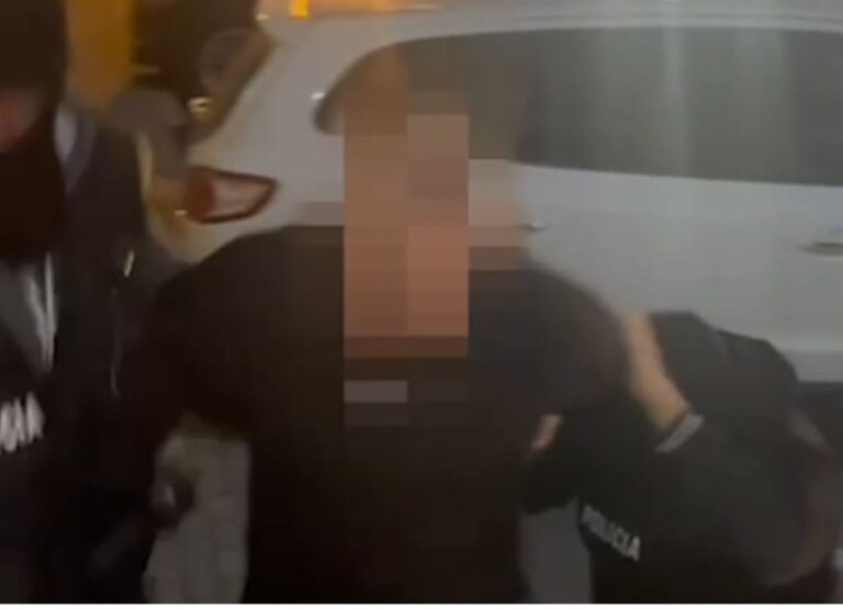 Kapet një kilogram kokainë në Maminas, arrestohen dy persona, një tjetër në kërkim