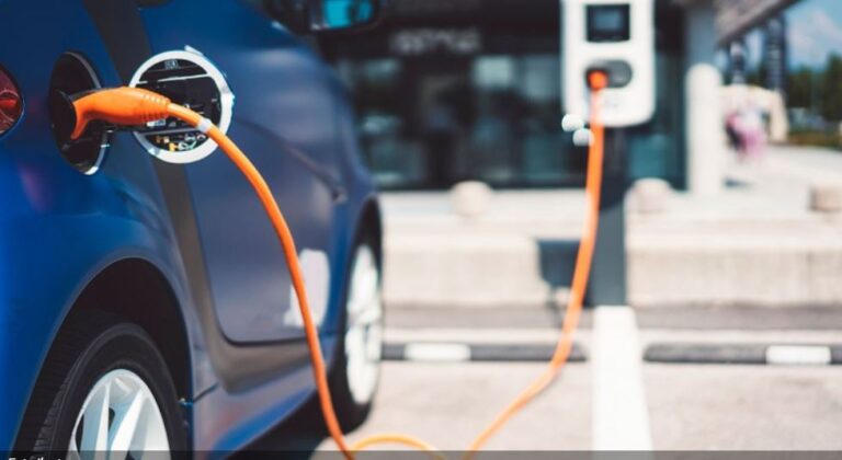 Makinat elektrike, studimi i ERE: Kosto 9-11 herë më e ulët se ato me djegie