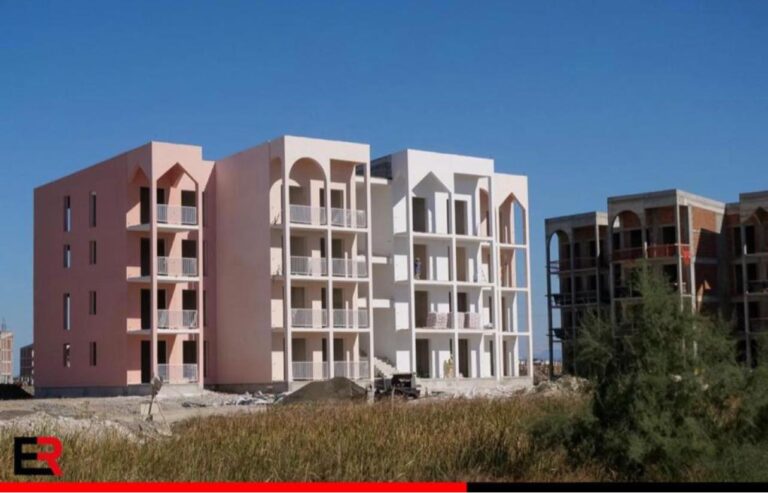 Kryeministri “zgjohet” në Spitallë të Durrësit (FOTO)