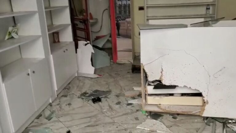 Tritol dyqanit të kozmetikës mes natës, flet pronarja: S’kam konflikte