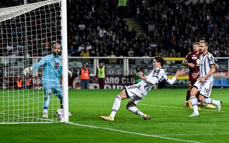 Juventus merr fitoren e parë në transfertë, triumfon në derbin ndaj Torinos (VIDEO)