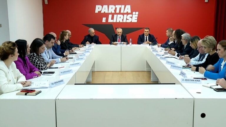 Paketa anti-krizë me 9 pika, Meta thirrje drejtësisë: Nisni hetimet për Portin e Durrësit