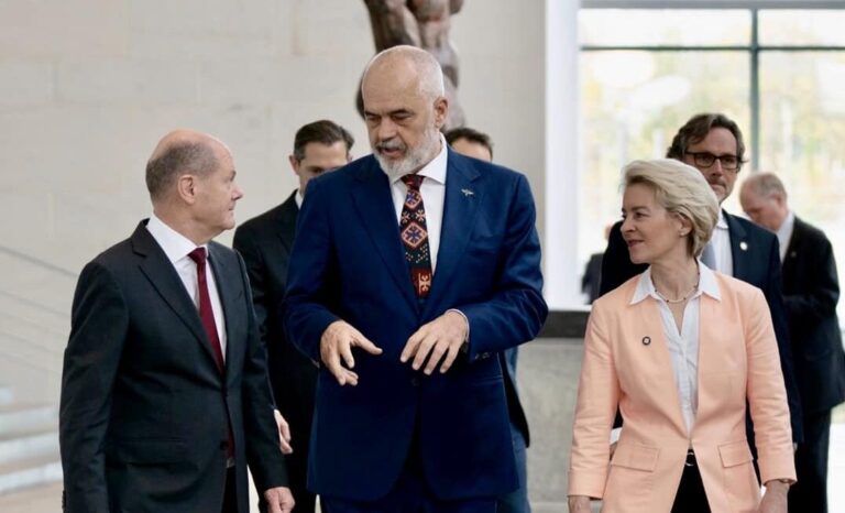 ”Në Tiranë do të mbahet i pari Samit i BE-së”, Rama: Shqipëria është shtëpia jonë, që nuk shahet kurrë në gjuhë të huaj