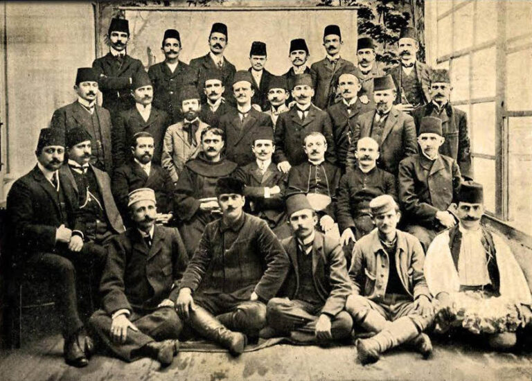Kongresi i Manastirit, 14 nëntor 1908, kur shqiptarët vendosën të hedhin themelet e kombit me alfabetin shqip