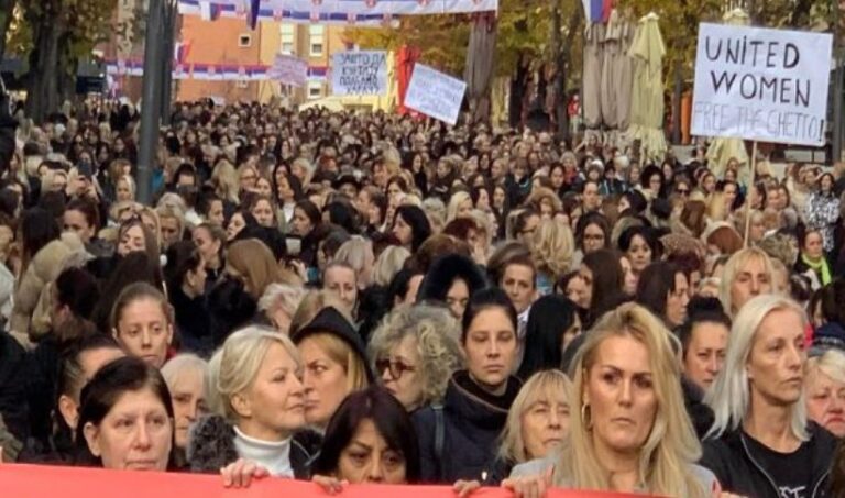 Gratë serbe në protestë: Nënat e Kosovës kundër getos së Kurtit