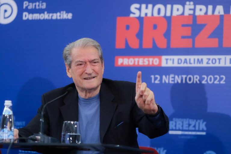 Sali Berisha: Gjyqi publik do të jetë i pashmangshëm për Edi Ramën