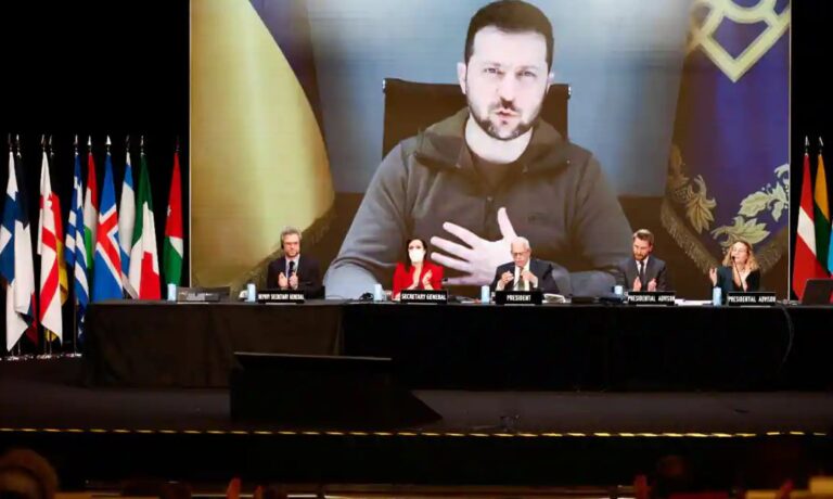 Zelensky thirrje vendeve të NATO-s: Bashkë kundër agresionit rus ose do të dobësohemi