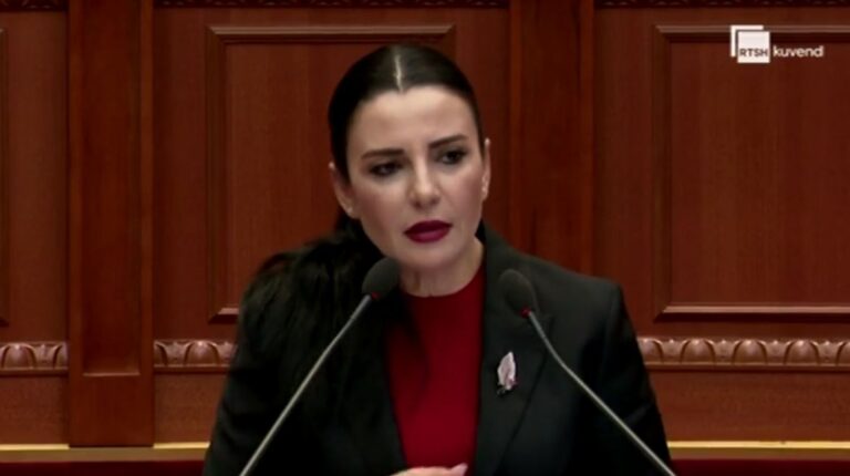 BE-ja anuloi kredinë për portin e Durrësit, ministrja Balluku: E kërkova unë