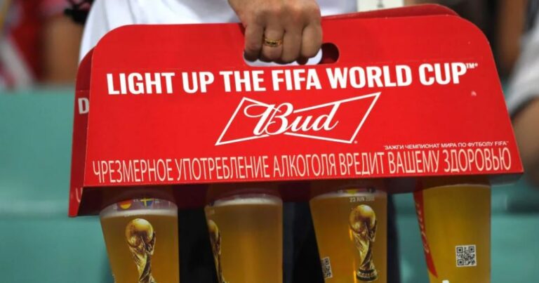 Duan birra, tifozët “thyejnë” rregullat në Katar