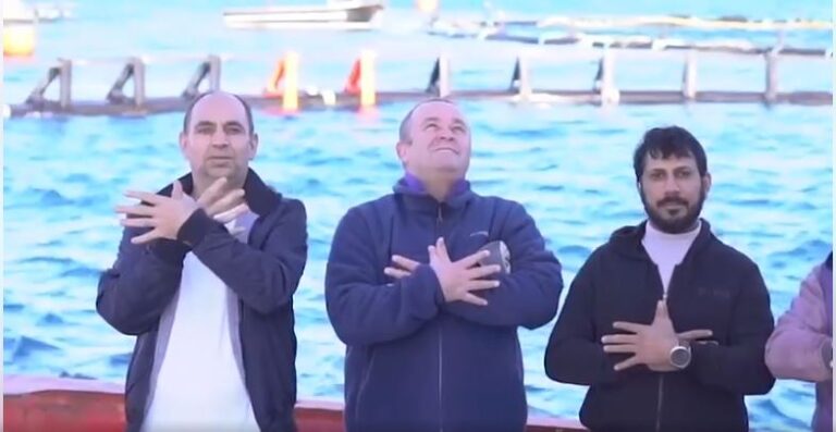 Një video brilante nga deti e Gjergj Lucës për Ditën e Flamurit