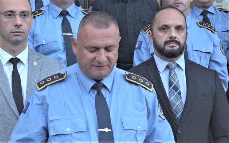 Policët kosovarë refuzojnë vendimin e qeverisë: Nuk i qortojmë serbët