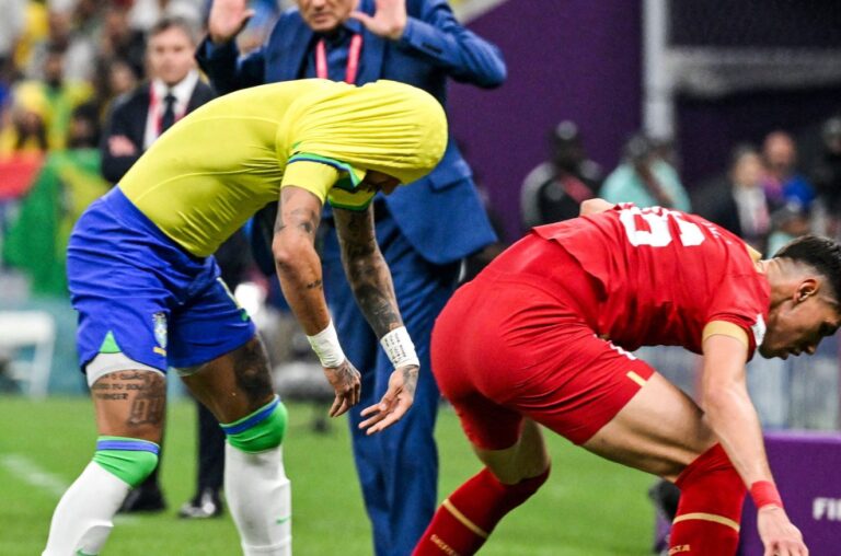 Brazili nuk çan dot mbrojtjen serbe në 45 minutat e para (VIDEO)