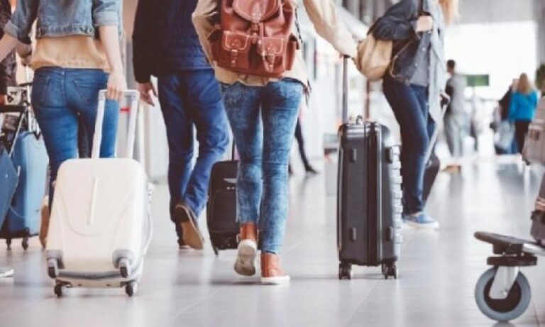 Sondazhi: 40% e shtresës së mesme gati për emigrim
