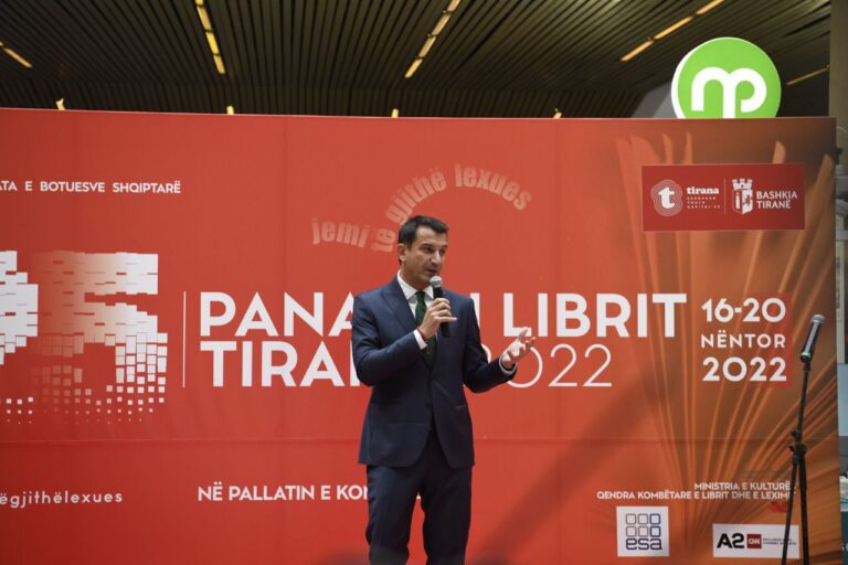 Çelet Panairi i Librit 2022, Veliaj: Kush do ushqim për shpirtin dhe mendjen, të vizitojë stendat e librave