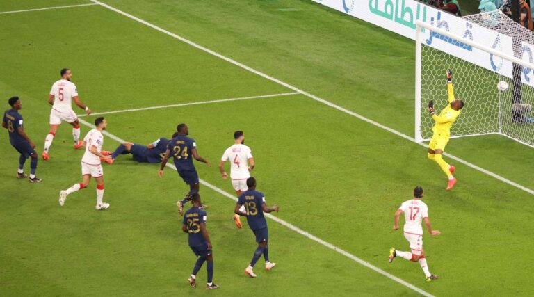 Asnjë gol në 45 minutat e para, Danimarka për momentin është e eliminuar