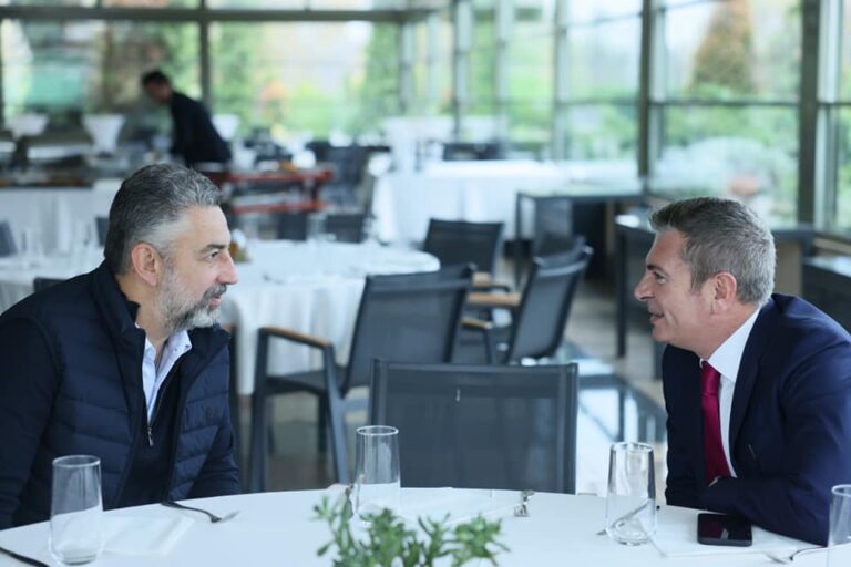 Damian Gjiknuri në Maqedoni, takim me Sekretarin e Përgjithshëm të LSDM