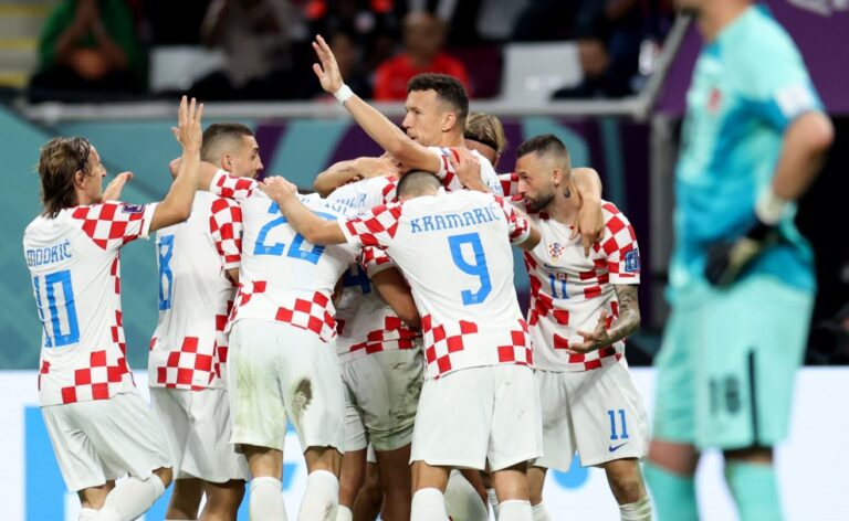 Kroacia dhuron spektakël, fiton me poker ndaj Kanadasë (VIDEO)