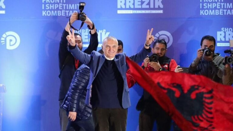 Ilir Meta: Orteku nuk ndalet më! Koha e sundimit të regjimit ka përfunduar