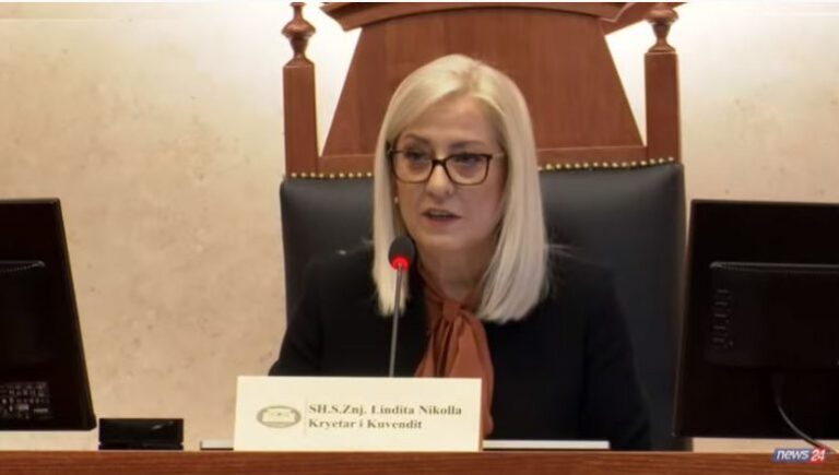 Lindita Nikolla thyen rekordin parlamentar: 13 orë pa lëvizur nga drejtimi i seancës plenare