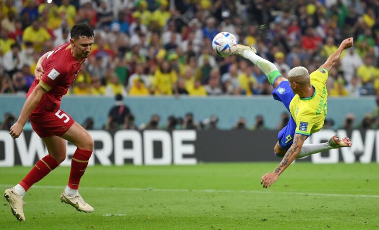 Brazili tregon forcën ndaj Serbisë, super Richarlison shkëlqen me dopietë (VIDEO)