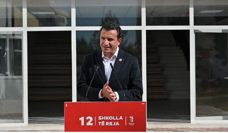 Ndërtimet në Tiranë, Veliaj: Shumica e lejeve janë vepra publike, si shkolla e kopshte