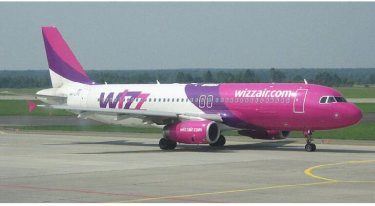 Alarm për bombë në bord, avioni me 200 pasagjerë ulet me urgjencë në aeroport
