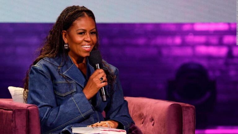 Michelle ”ndahet” nga Barack Obama për Trump