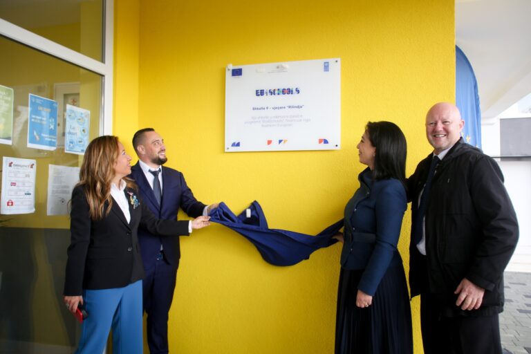 EU4Schools, inaugurohen dy objektet arsimore në bashkinë Shijak