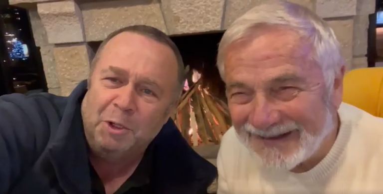 ”Burri plaket kur do vetë”, leksione dashurie nga aktori i madh Viktor Zhusti dhe sipërmarrësi Gjergj Luca