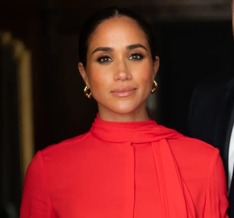 Ngjyra e kuqe e ndaluar, Meghan tregon pse nuk e përdorte kur jetonte në Mbretëri