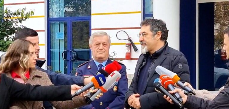 Bledi Çuçi: Protesta e opozitës të zhvillohet jashtë zonës së kuqe të sigurisë. Berisha: Vetëm para kryeministrisë!