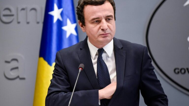 Vuçiç kërkon të dislokojë 1000 trupa në Kosovë, reagon Albin Kurti: Duan kthimin në kohën e Milosheviçit