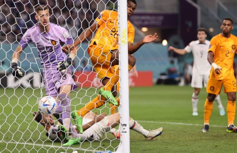 Amerika rihap ndeshjen ndaj Holandës, gol i çuditshëm nga Wright (VIDEO)