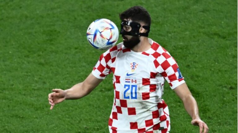 Pse disa futbollistë po mbajnë maska ​​në Kupën e Botës?