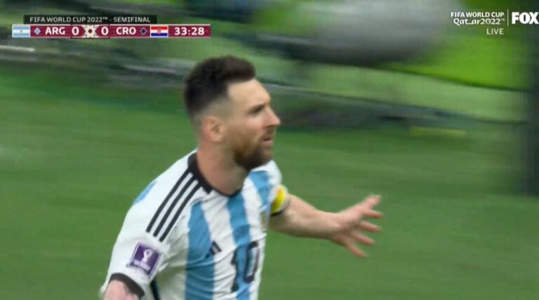 Argjentina kalon në avantazh ndaj Kroacisë, Messi shënon nga pika e bardhë (VIDEO)