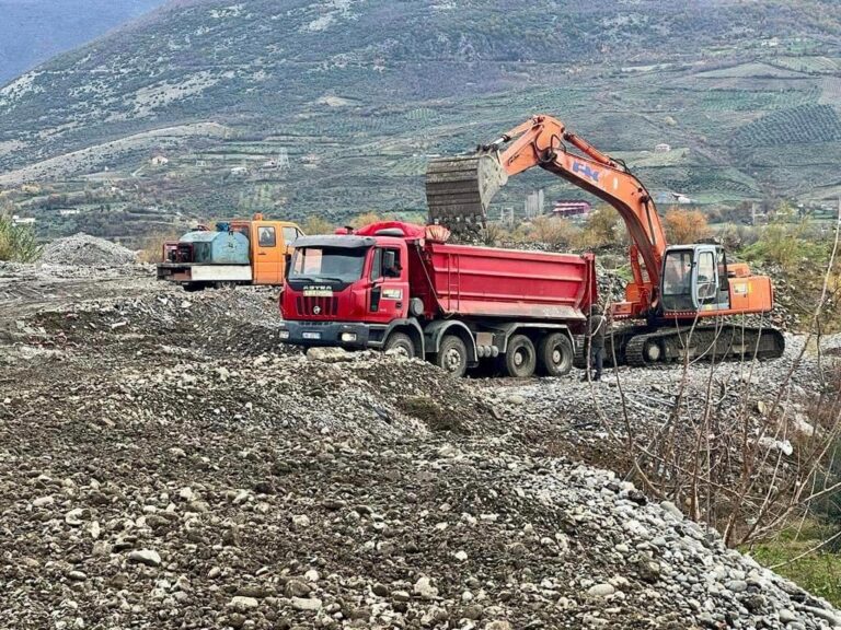 Automotoparku i parë shqiptar në Elbasan, Rama publikon foto nga kantieri i ndërtimit
