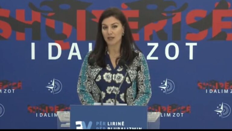 Nënshkrimi i marrëveshjes për portin e Durrësit, PD: U firmos nga një kryeministër në ikje