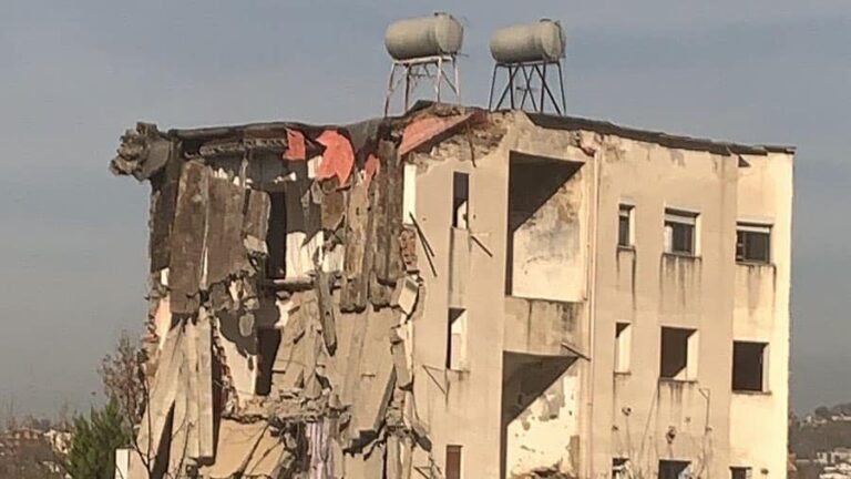 Veliaj mesazh opozitës: Pallati në Tufinë duhej prishur në kohë, që tërmeti të mos e kish kthyer në katastrofë