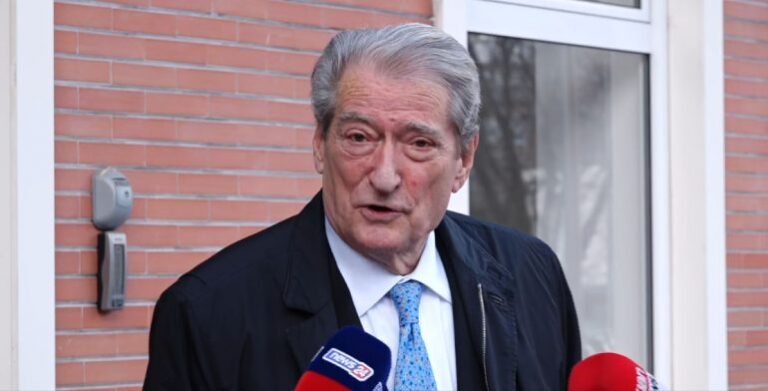 Berisha publikon videon: Më 11 shkurt Shqipëria marshon drejt Tiranës!