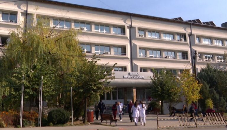 Tragjedia në Kosovë/ Bien nga ballkoni dy vajza të mitura, njëra ndërron jetë
